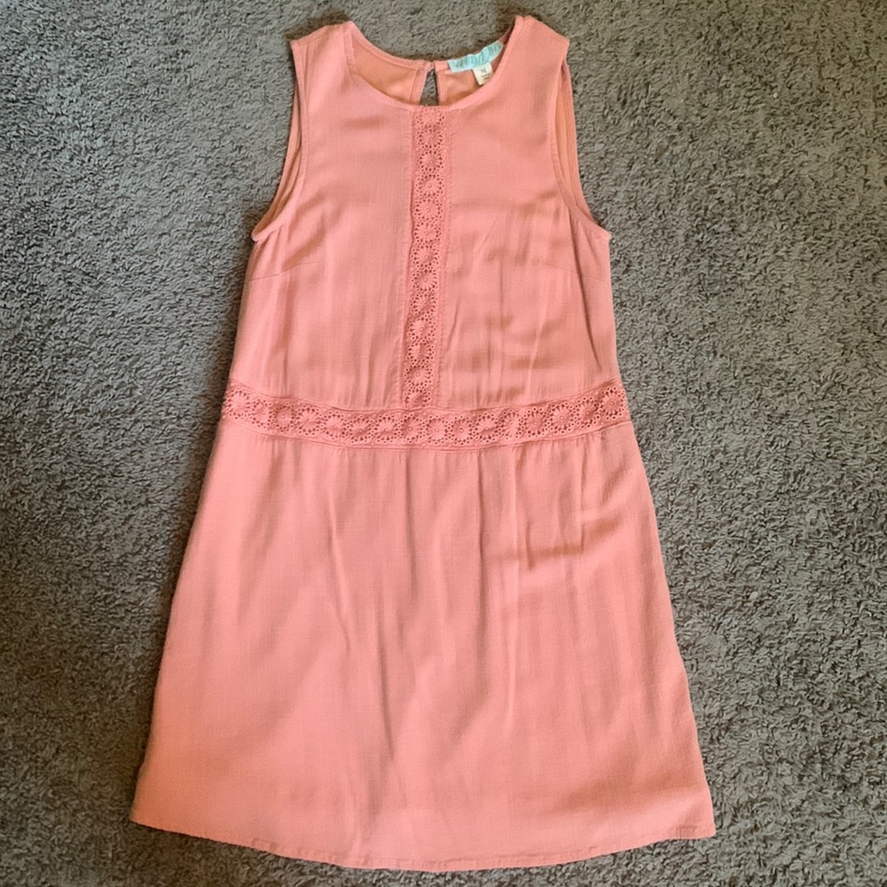 Super cute coral color lined dress with flower stitching SZ M